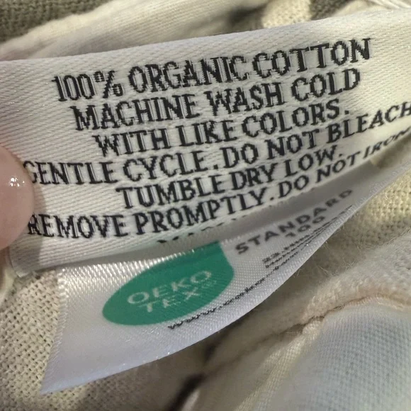 Quince Olive and Cream Organic Cotton Jacquard Floral Coverlet Size Full/Queen - Picture 4 of 4